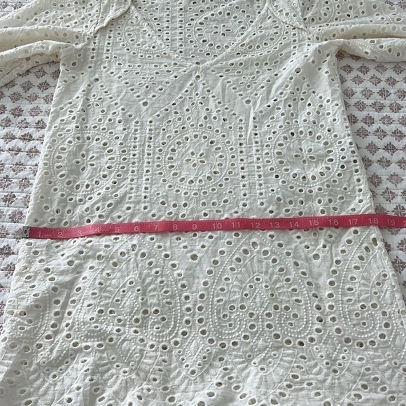 Maaji Ivory Cream Eyelet Crotchet Boho Embroidered Swim Cover Up Dress Small - Picture 14 of 17